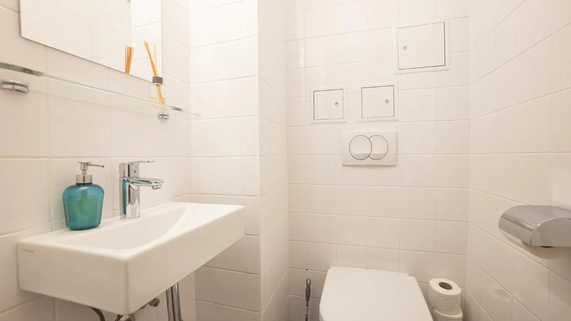 Charming Apartment With Balcony, Close To Stephansdom Cathedral Vienna