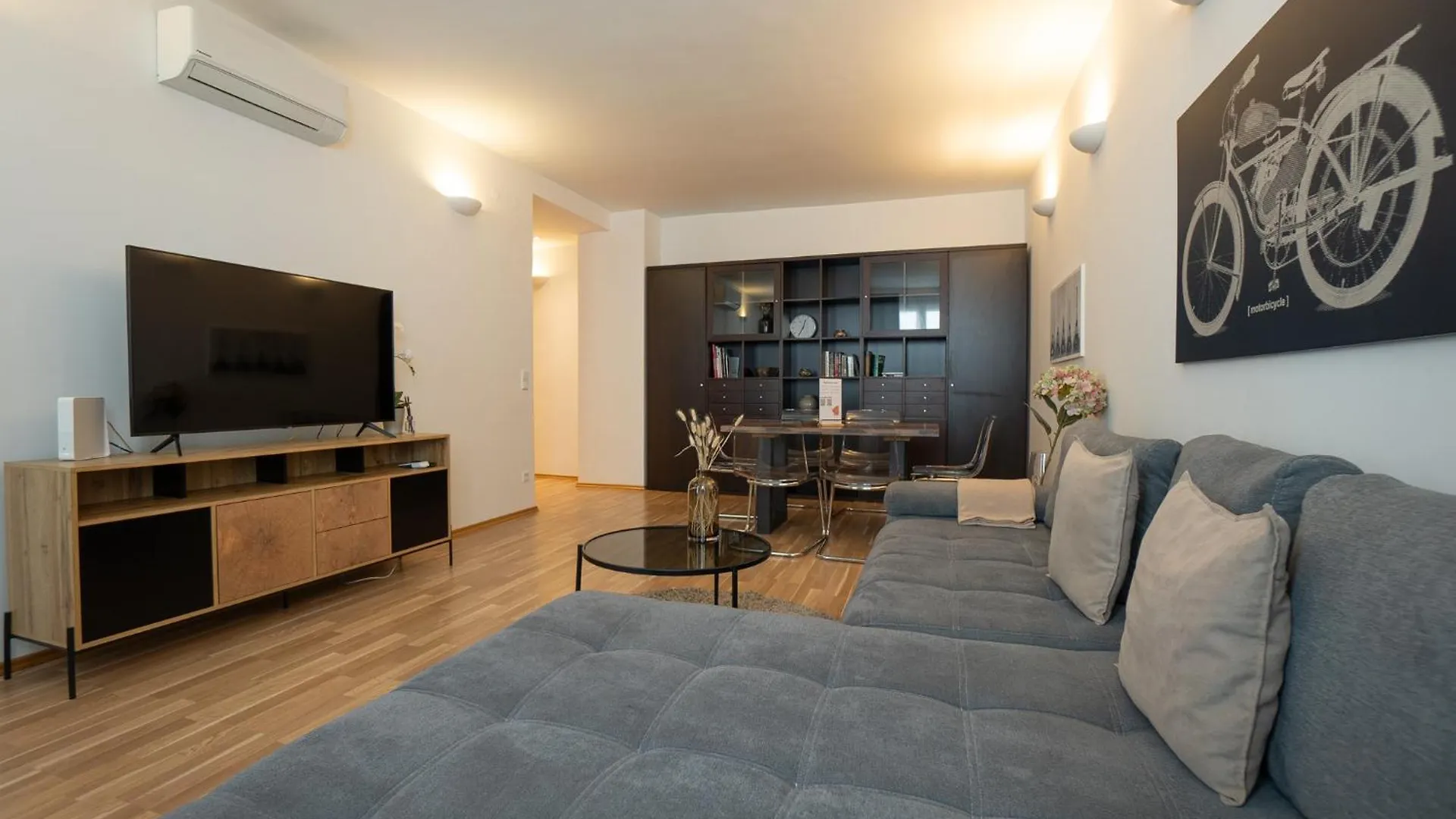 Charming Apartment With Balcony, Close To Stephansdom Cathedral Vienna