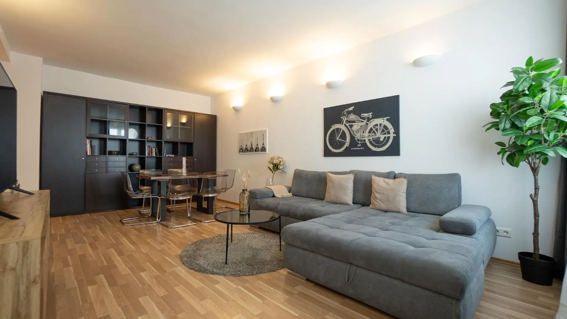 Charming Apartment With Balcony, Close To Stephansdom Cathedral Vienna