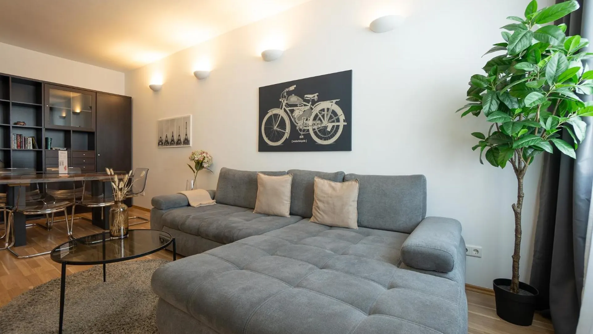 Charming Apartment With Balcony, Close To Stephansdom Cathedral Vienna