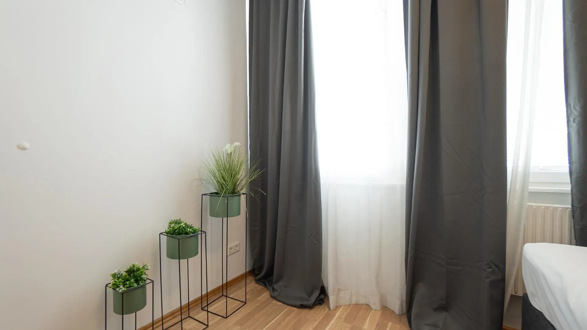 Charming Apartment With Balcony, Close To Stephansdom Cathedral Vienna