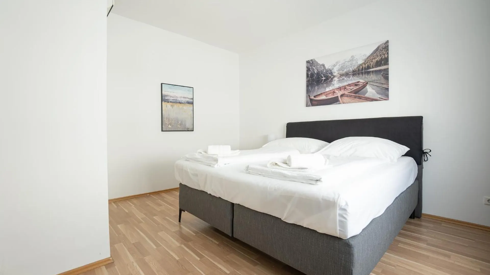 Charming Apartment With Balcony, Close To Stephansdom Cathedral Vienna 0*,