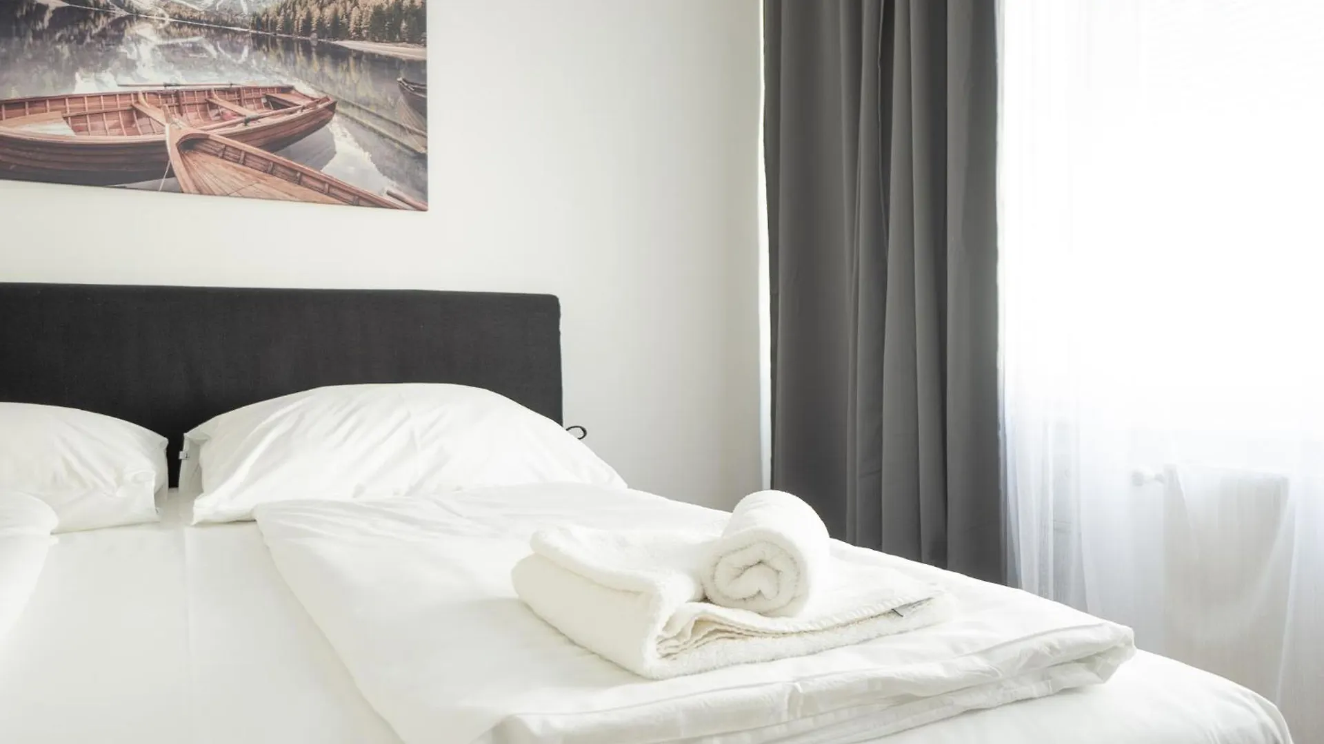 Charming Apartment With Balcony, Close To Stephansdom Cathedral Vienna