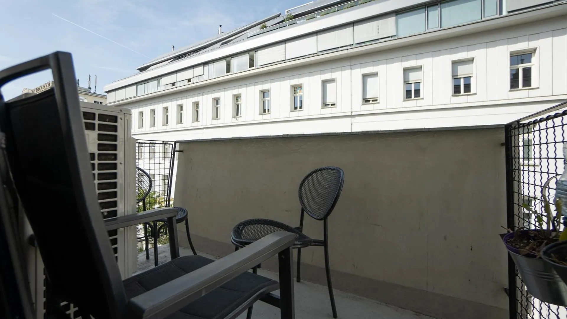Charming Apartment With Balcony, Close To Stephansdom Cathedral Vienna