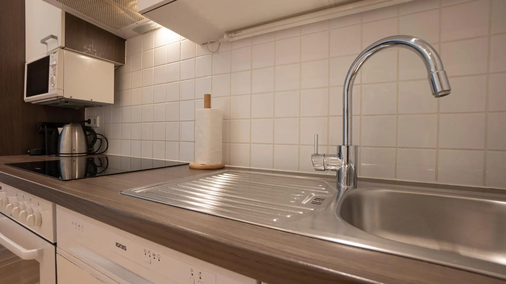 Charming Apartment With Balcony, Close To Stephansdom Cathedral Vídeň