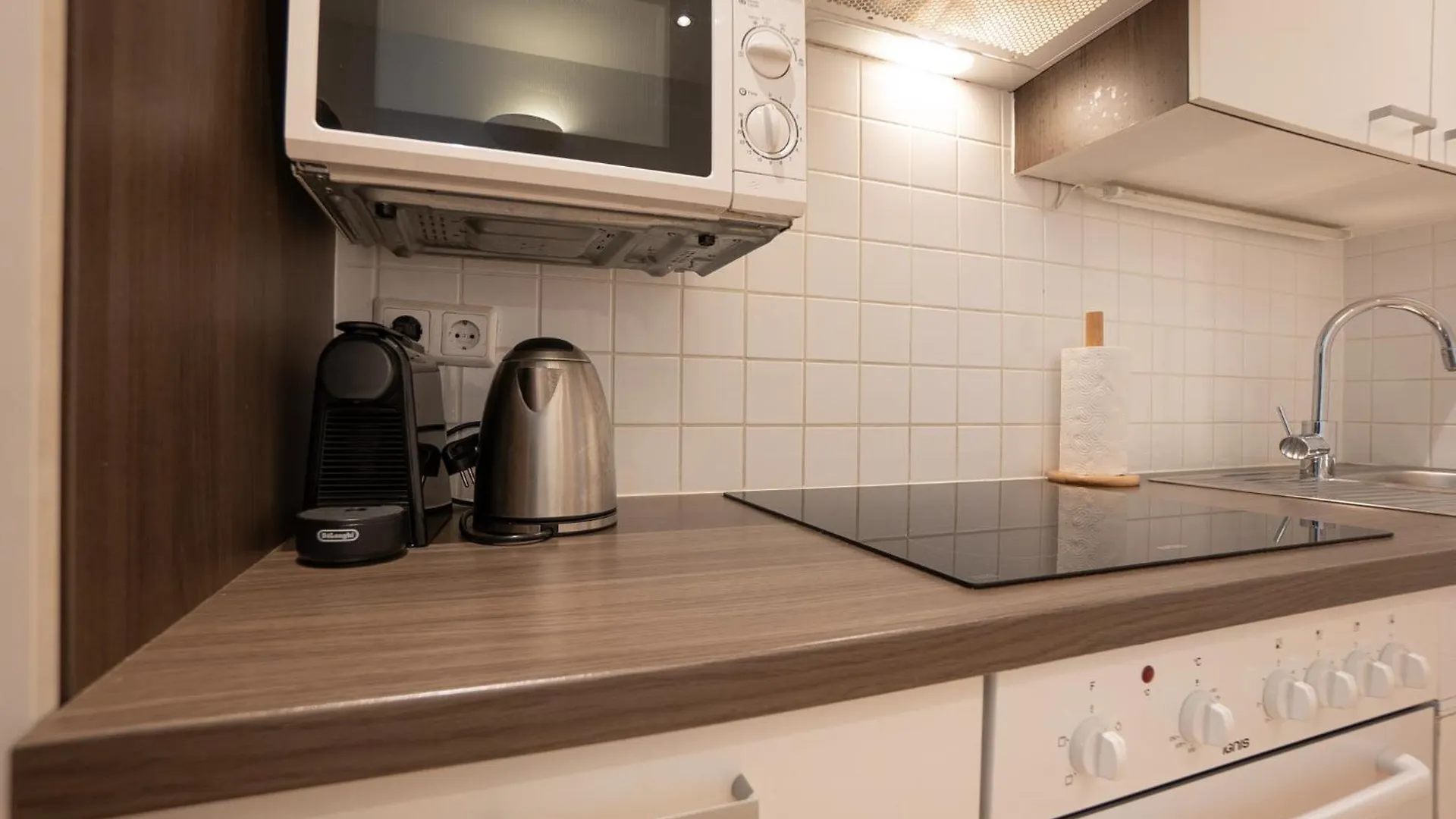 Charming Apartment With Balcony, Close To Stephansdom Cathedral Vídeň