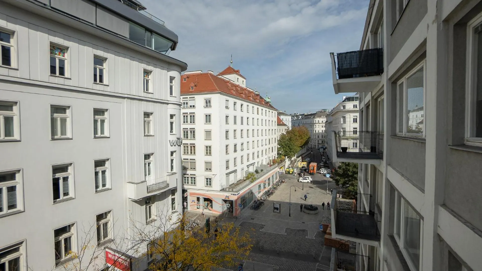 Charming Apartment With Balcony, Close To Stephansdom Cathedral Vídeň